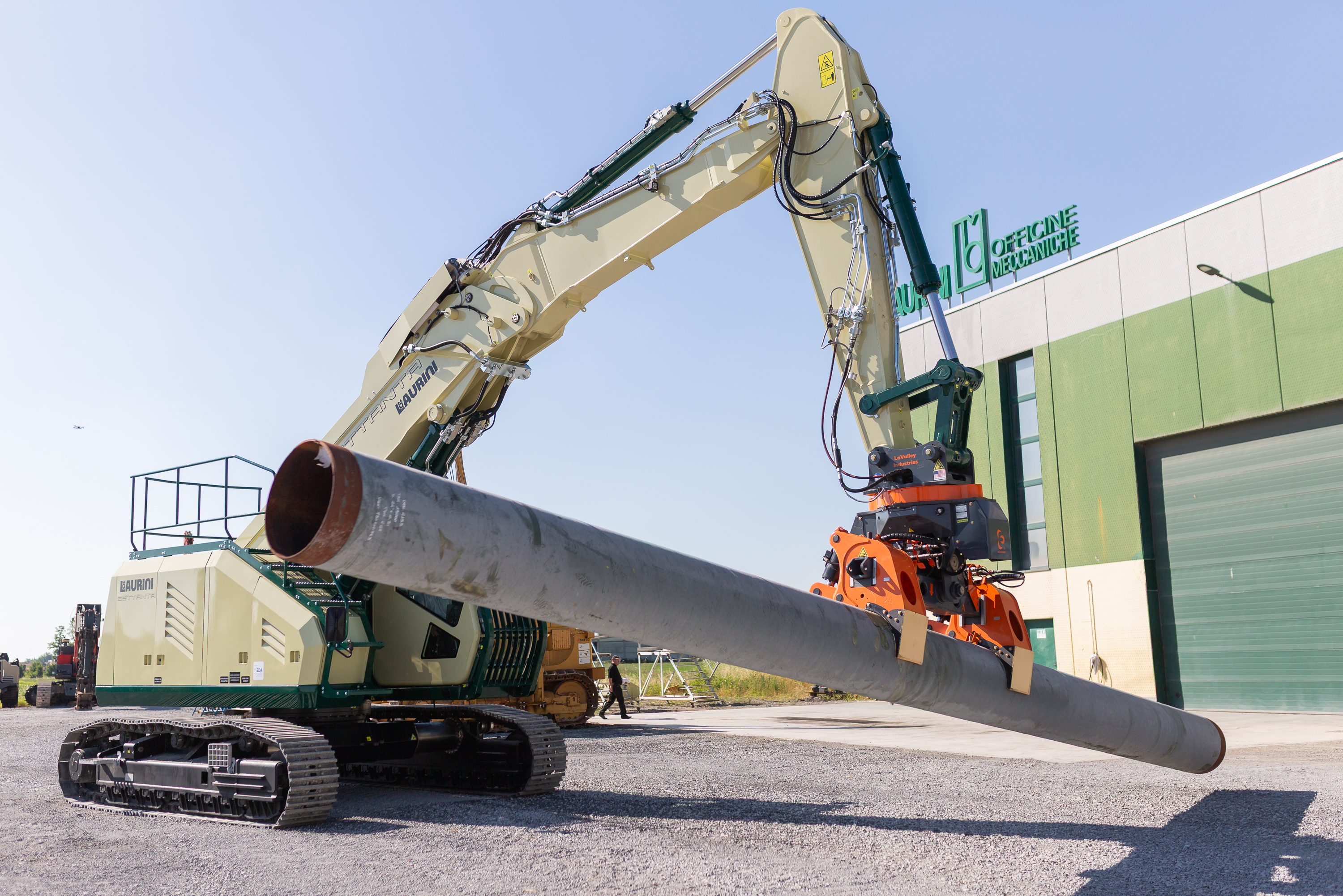 SETTANTA Pipeliner Excavator